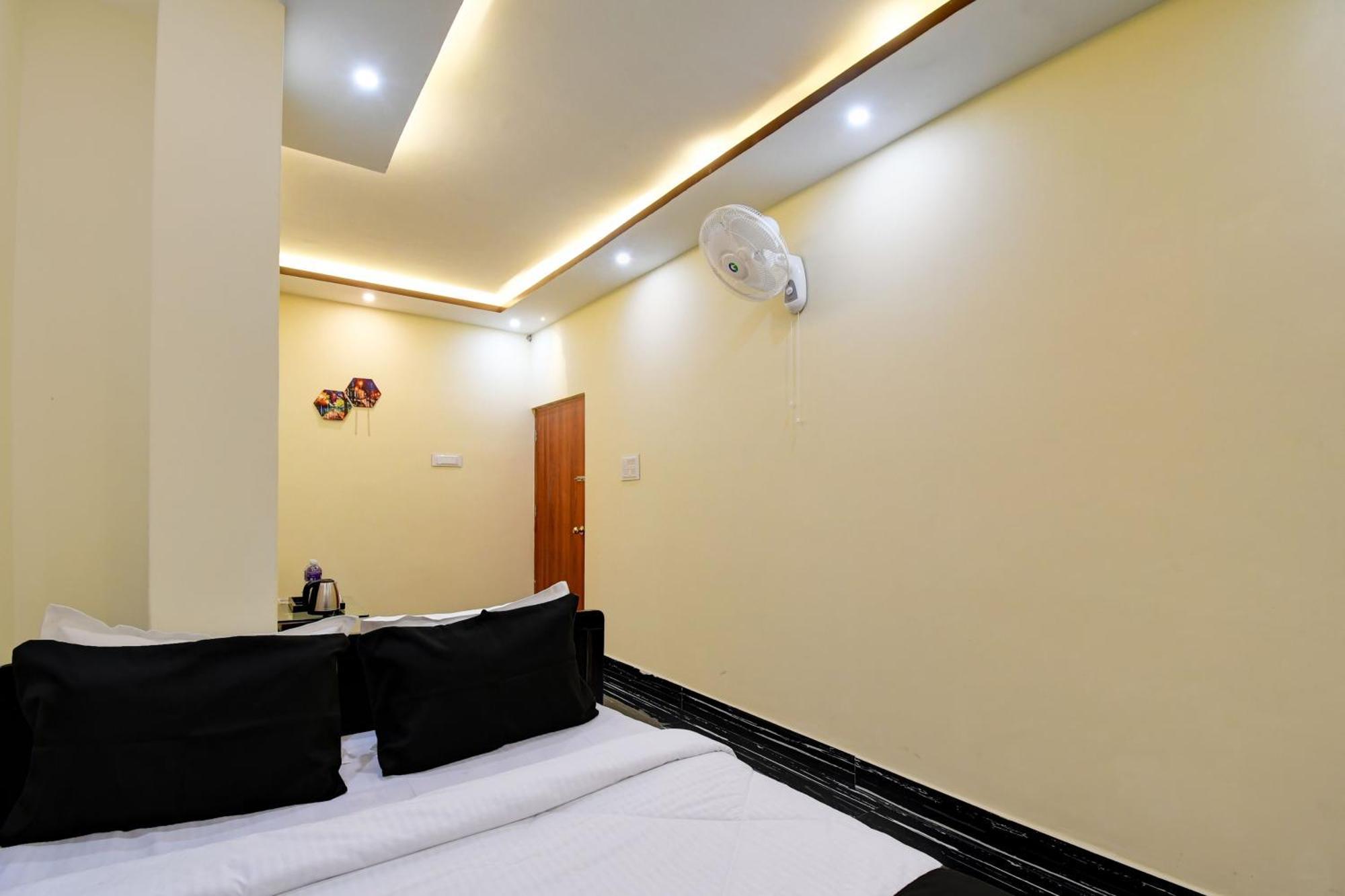 Hotel O Chilli Pepper Hotel And Restaurant 콜카타 외부 사진